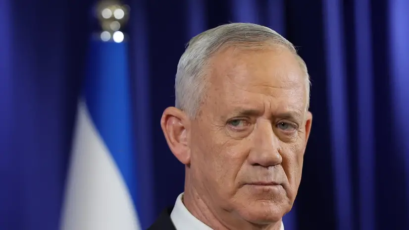 epa11400589 Israeli War Cabinet Minister Benny Gantz holds a press conference in Ramat Gan, near Tel Aviv, Israel, 09 June 2024. Gantz announced his resignation from Israel's emergency government. EPA/ABIR SULTAN