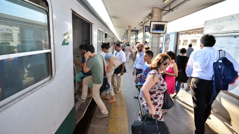 Disagi in stazione a Brescia - © www.giornaledibrescia.it