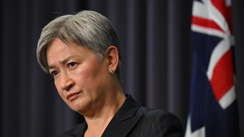 epa12169110 Australian Foreign Minister Penny Wong speaks to the media during a press conference at Parliament House in Canberra, Australia, 11 June 2025. EPA/LUKAS COCH NO ARCHIVING AUSTRALIA AND NEW ZEALAND OUT