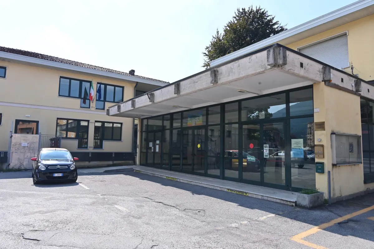 Le scuole Ungaretti, Carducci e il plesso scolastico di via Raffaello