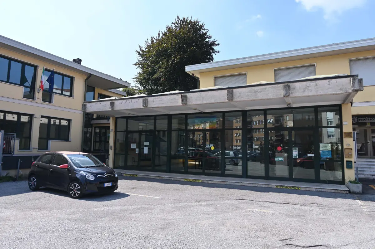 Le scuole Ungaretti, Carducci e il plesso scolastico di via Raffaello