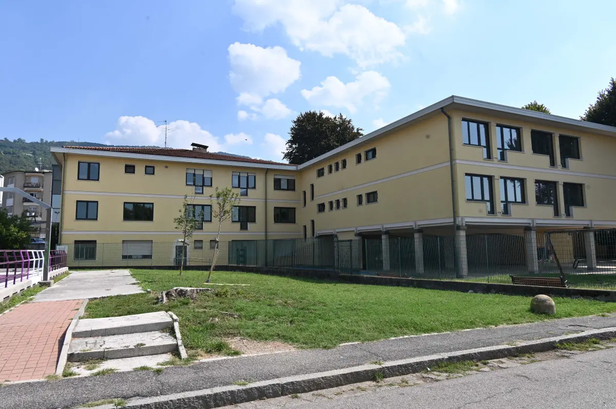 Le scuole Ungaretti, Carducci e il plesso scolastico di via Raffaello