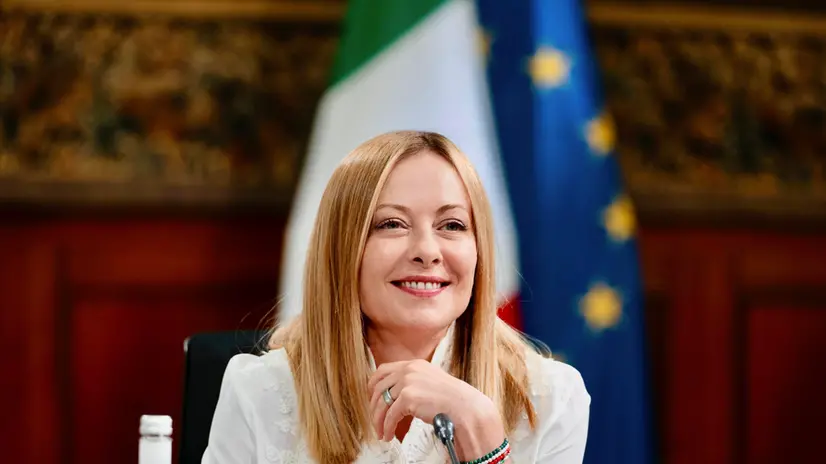 La presidente del Consiglio, Giorgia Meloni, durante la riunione del Cipess, Roma, 6 agosto 2025. ANSA/FILIPPO ATTILI/US PALAZZO CHIGI +++ +++ ANSA PROVIDES ACCESS TO THIS HANDOUT PHOTO TO BE USED SOLELY TO ILLUSTRATE NEWS REPORTING OR COMMENTARY ON THE FACTS OR EVENTS DEPICTED IN THIS IMAGE; NO ARCHIVING; NO LICENSING +++ NPK