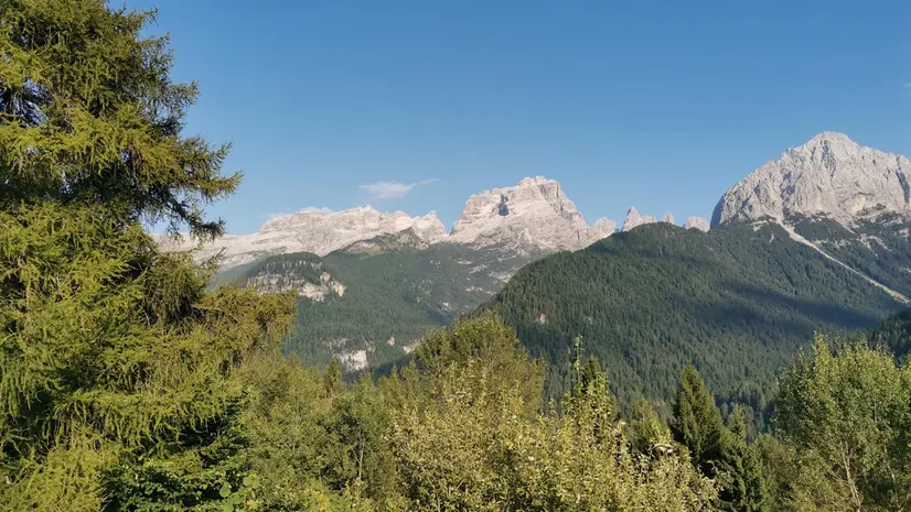 Dolomiti, a sinistra il gruppo di vette con la Cima Falkner