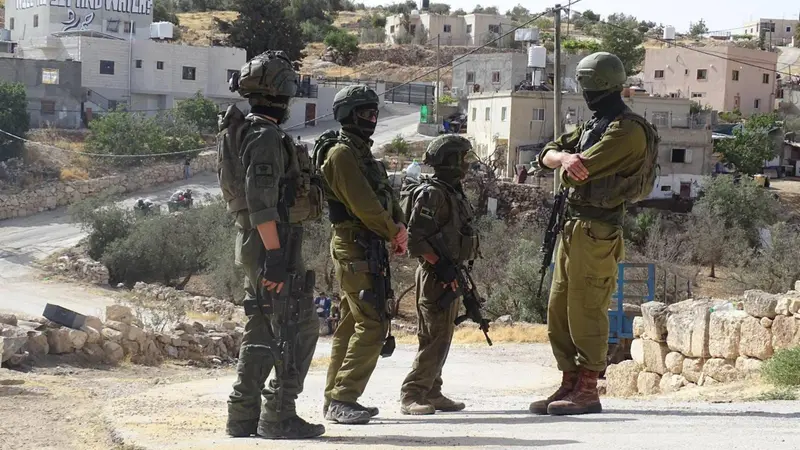 Forze israeliane armate - Foto Ansa © www.giornaledibrescia.it