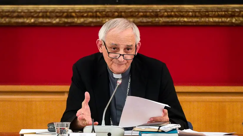 Il presidente della Cei, cardinale Matteo Zuppi, durante l’apertura del Consiglio Episcopale Permanente presso la sede della Conferenza Episcopale Italiana, Roma, 23 settembre 2024. ANSA/ANGELO CARCONI