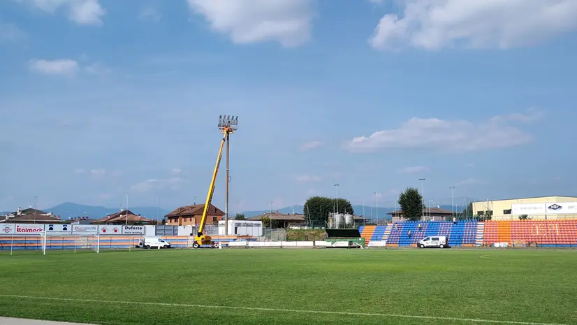 Lavori allo stadio dell'Ospitaletto - © www.giornaledibrescia.it