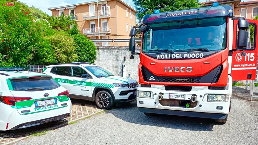 Polizia locale e Vigili del fuoco - © www.giornaledibrescia.it