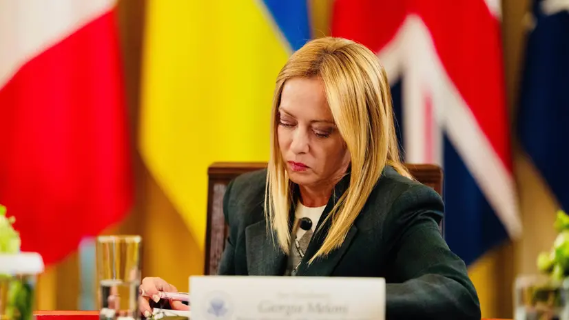 La presidente Giorgia Meloni alla Casa Bianca durante i colloqui sulla guerra in Ucraina, cui hanno partecipato anche con Donald Trump, Volodymyr Zelensky e i leader europei, Washington, 19 agosto 2025 Ansa / Filippo Attili - ufficio stampa Palazzo Chigi ++FOTO DIFFUSA DALL'UFFICIO STAMPA DI PALAZZO CHIGI - USARE SOLO PER ILLUSTRARE OGGI LA NOTIZIA INDICATA NEL TITOLO - NON ARCHIVIARE – FOTO NON IN VENDITA - DA USARE SOLO PER FINI GIORNALISTICI - NPK+++