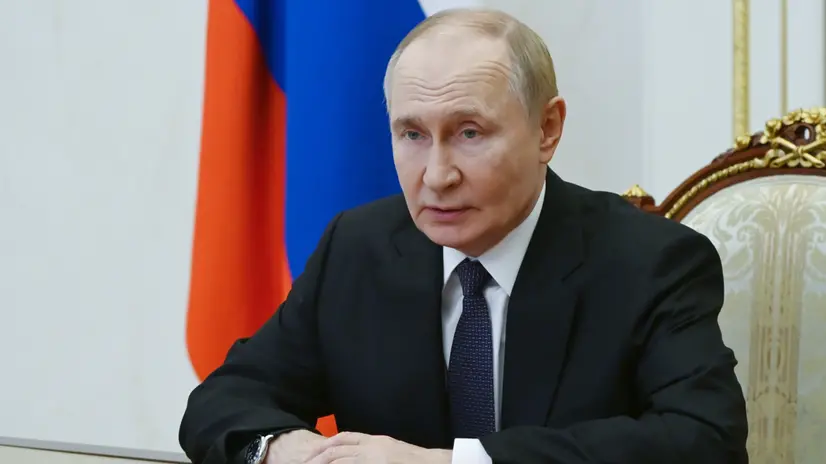 epa12333692 Russian President Vladimir Putin chairs a meeting with members of the Security Council via videoconference at the Kremlin in Moscow, Russia, 29 August 2025. EPA/PAVEL BYRKIN / SPUTNIK / KREMLIN POOL MANDATORY CREDIT