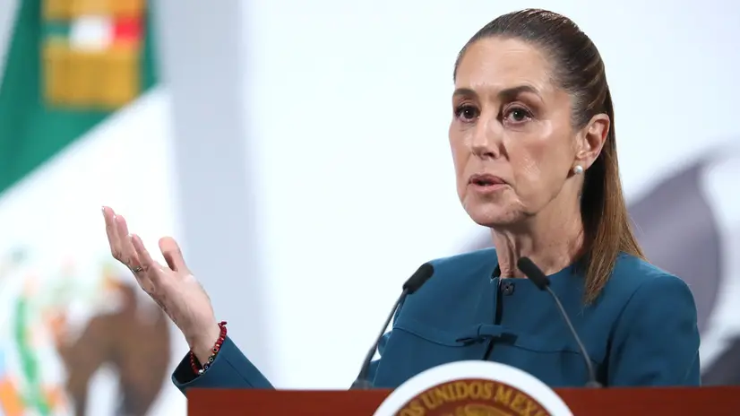 epa12321822 Mexican President Claudia Sheinbaum speaks during a press conference at the National Palace in Mexico City, Mexico, 25 August 2025. Sheinbaum announced the likely visit of US Secretary of State Marco Rubio to Mexico in the first week of September, while this week she will meet with several Brazilian ministers and business leaders. EPA/Mario Guzman