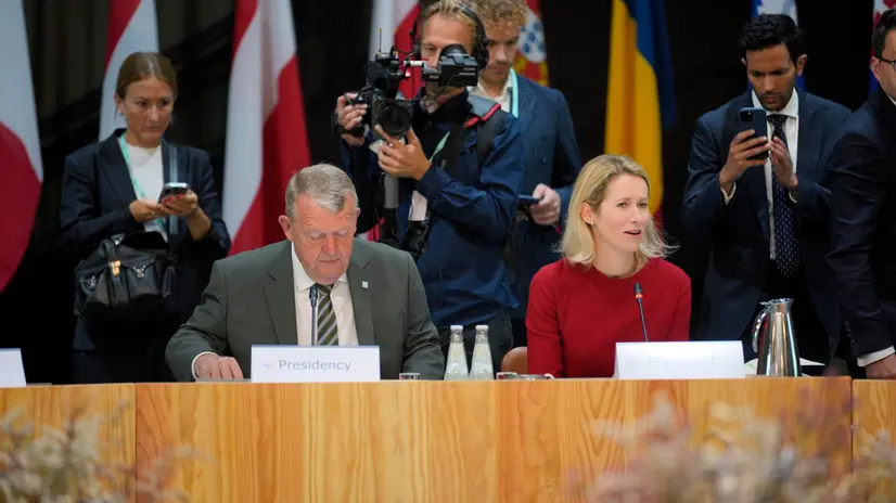 epa12335596 Danish Foreign Minister Lars Lokke Rasmussen (C-L) and EU High Representative for Foreign Affairs and Security Policy, Kaja Kallas (C-R), attend a working session during an informal EU foreign ministers' meeting in Copenhagen, Denmark, 30 August 2025. The meeting is organized as part of the Danish EU presidency. EPA/EMIL HELMS DENMARK OUT