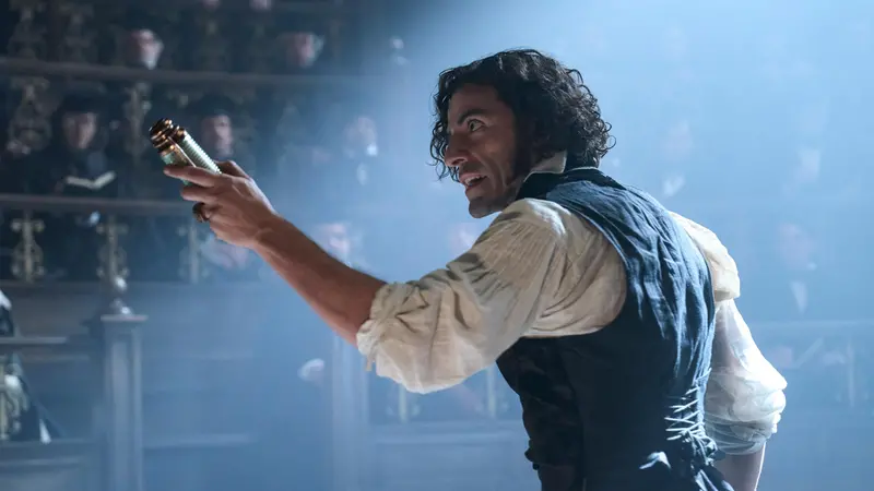 Oscar Isaac è Victor Frankenstein nel film diretto da Guillermo del Toro - Foto Netflix