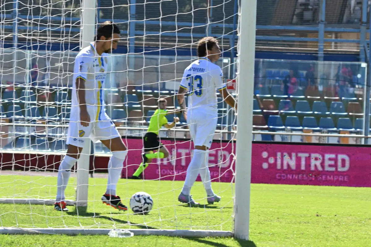 Serie C, gli scatti di Lumezzane-Pergolettese