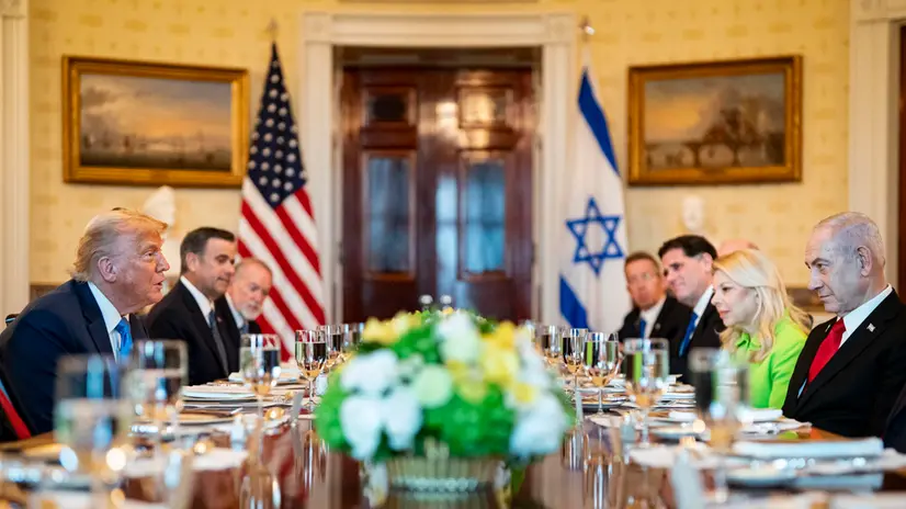 epa12223525 US President Donald Trump (C-L) and Israeli Prime Minister Benjamin Netanyahu (C-R) converse during a dinner in the Blue Room of the White House in Washington, DC, USA, 07 July 2025. Israeli Prime Minister Benjamin Netanyahu told President Donald Trump he nominated him for the Nobel Peace Prize, using a visit to the White House to further cement the pair’s relationship as the US presses for a ceasefire in Gaza. EPA/AL DRAGO / POOL