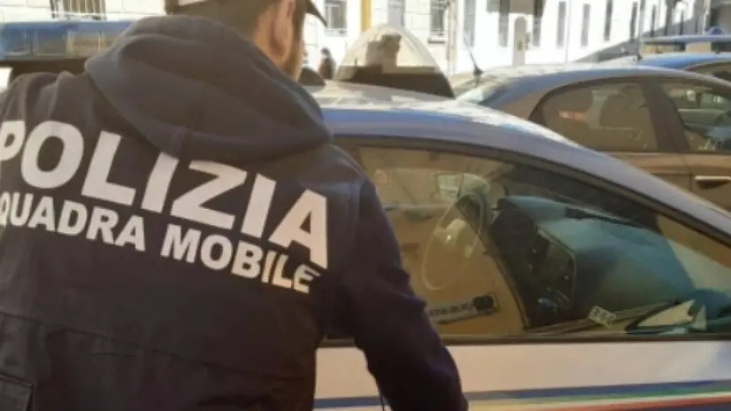 Squadra Mobile Genova +NPK+