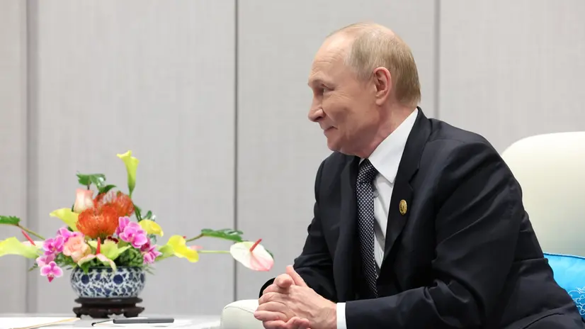 epa12343298 Russian President Vladimir Putin attends a meeting with Tajik President Emomali Rahmon(not pictured) on the sidelines of the Shanghai Cooperation Organisation (SCO) summit in Tianjin, China, 01 September 2025. EPA/ALEXANDER KAZAKOV/SPUTNIK/KREMLIN POOL MANDATORY CREDIT