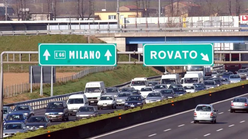Il tratto di autostrada in prossimità del casello di Rovato - Foto New Eden Group © www.giornaledibrescia.it