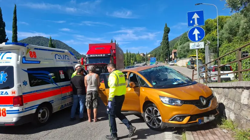 L'incidente sulla Gardesana a Roè Volciano