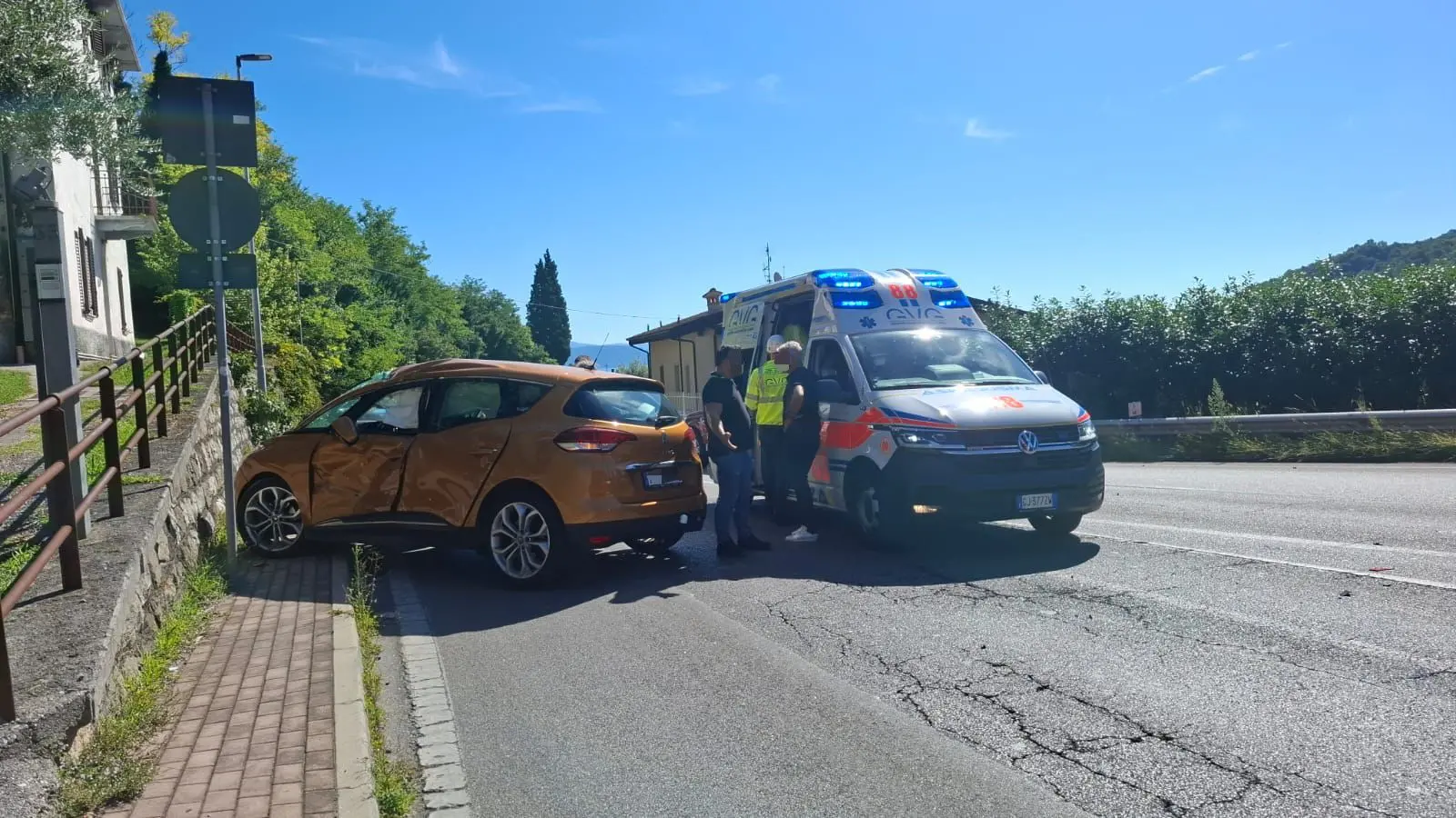 L'incidente sulla Gardesana a Roè Volciano
