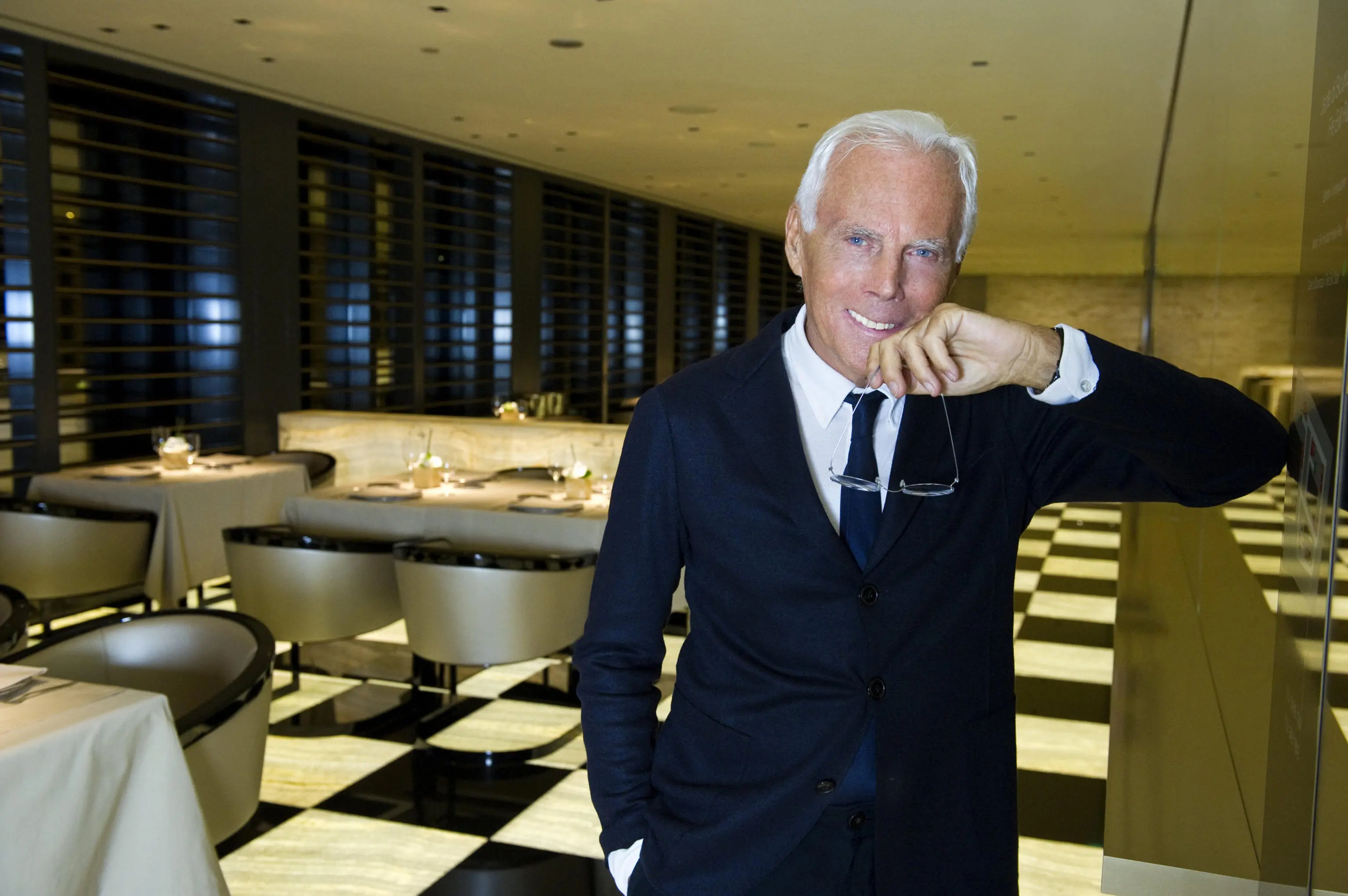 Addio a Giorgio Armani, le foto iconiche