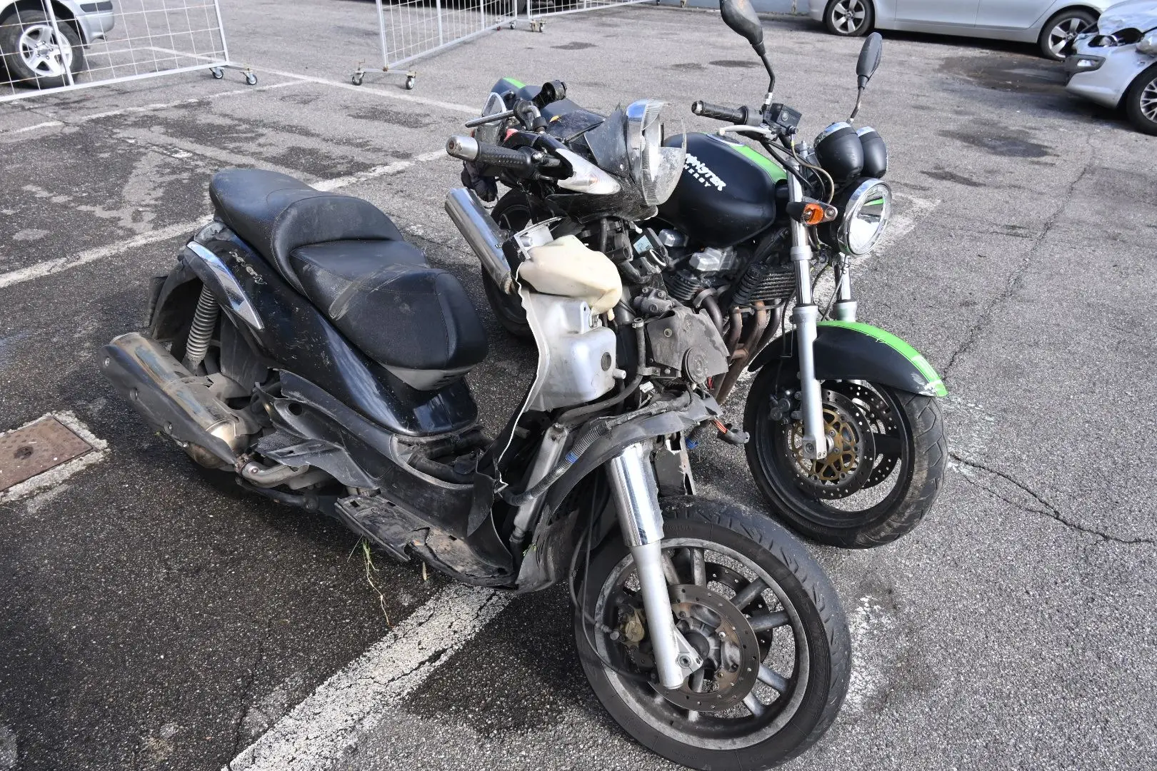 Le due moto coinvolte nell'incidente mortale a Cologne