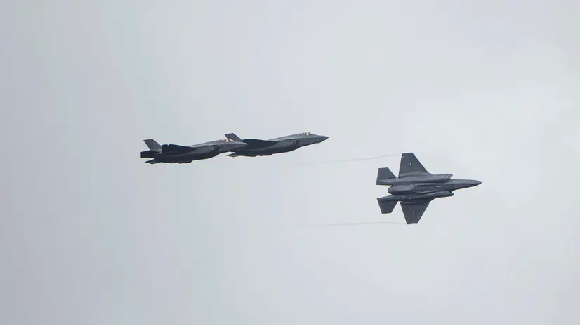 epa10860649 F-35 fighter jets arrive at Skrydstrup Air Force Base, in Skrydstrup, Denmark, 14 September 2023. The first four F-35 combat aircraft have arrived at the Royal Danish Air Force's base in Skrydstrup as part of the NATO member's plan to replace its current F-16 fleet with US-made planes. EPA/Bo Amstrup DENMARK OUT