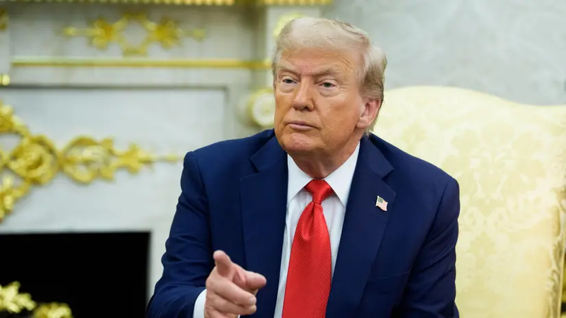 epa12349453 United States President Donald J Trump gives remarks during a bilateral meeting with President Karol Nawrocki of the Republic of Poland (not pictured) in the Oval Office of the White House in Washington, DC, USA, 03 September 2025. EPA/AARON SCHWARTZ / POOL
