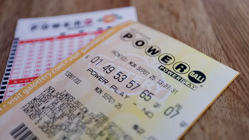 epa12343966 A ticket for the current multi-state Powerball lottery jackpot of 1.1 billion US dollars at a convenience store in Decatur, Georgia, USA, 01 September 2025. The current jackpot for the 01 September 2025 draw is the game's fifth-largest prize ever and the odds of winning are 1 in 292.2 million. EPA/ERIK S. LESSER