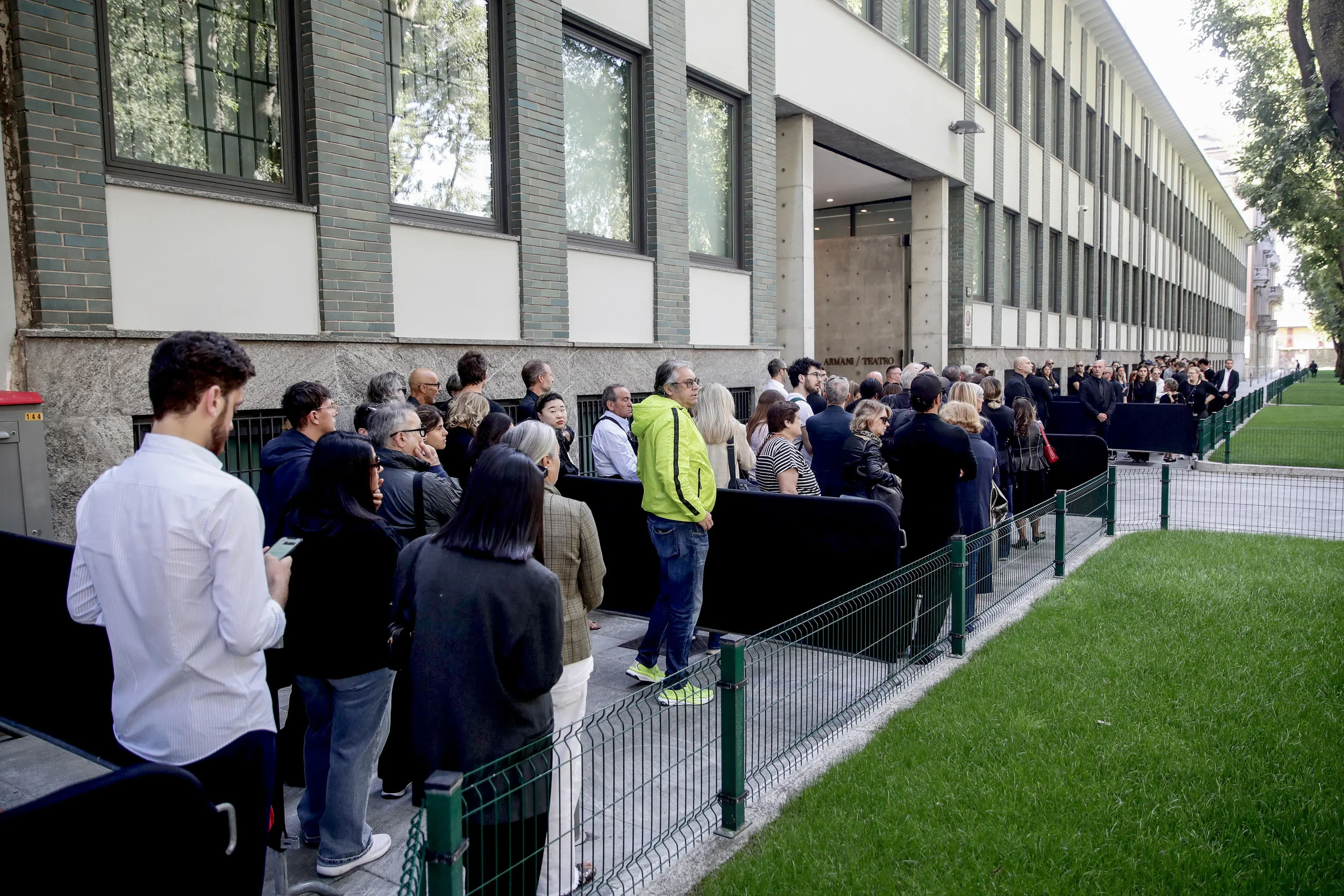 La camera ardente per l'ultimo saluto a Giorgio Armani