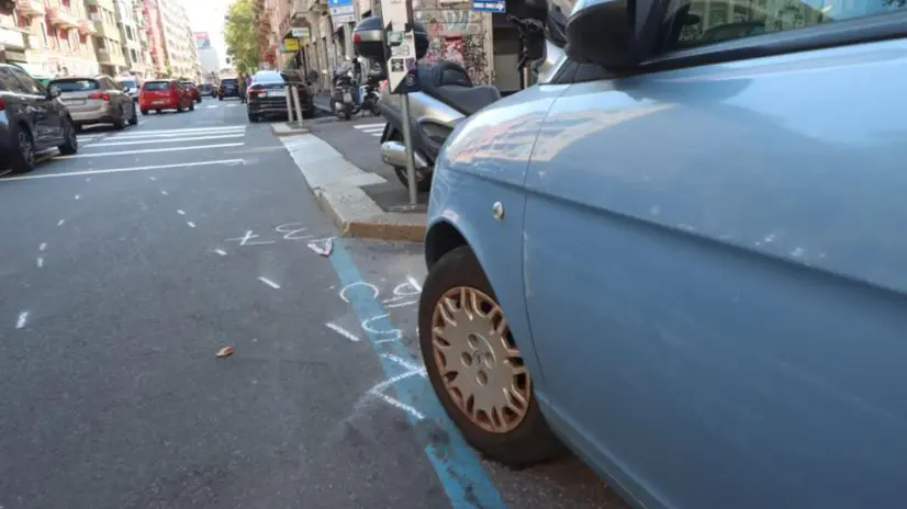Mortale Milano Via Porpora Adelchi pedone su strisce investito Milano ore 0540 pare da agente PS non in servizio foto Salmoirago