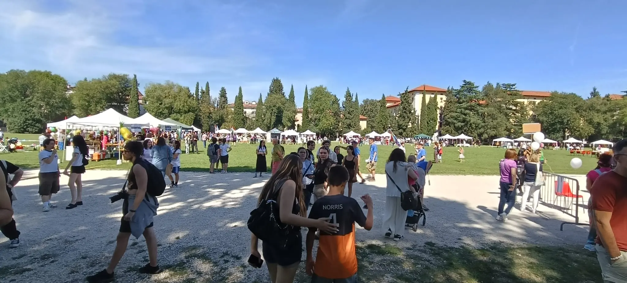 Anche i sindaci e altri amministratori locali hanno partecipato al Brescia Pride