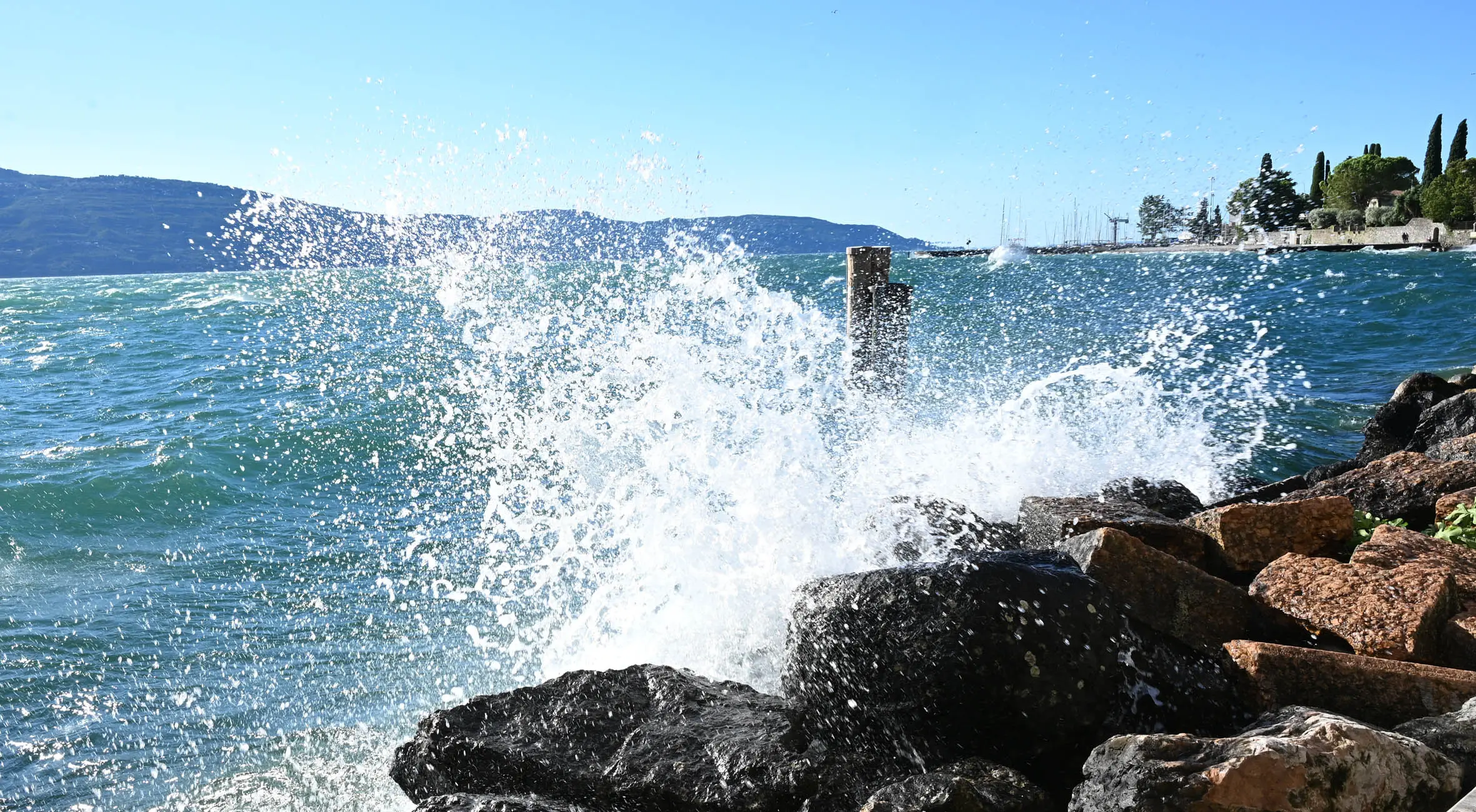 Centomiglia, partenza ritardata per il forte vento