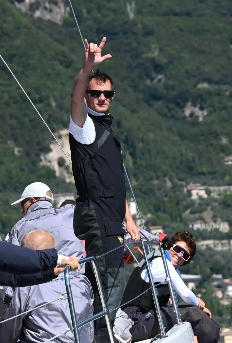 Le barca in gara sul lago di Garda