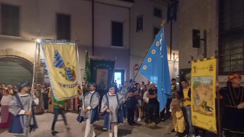 La sfilata dei costumi storici