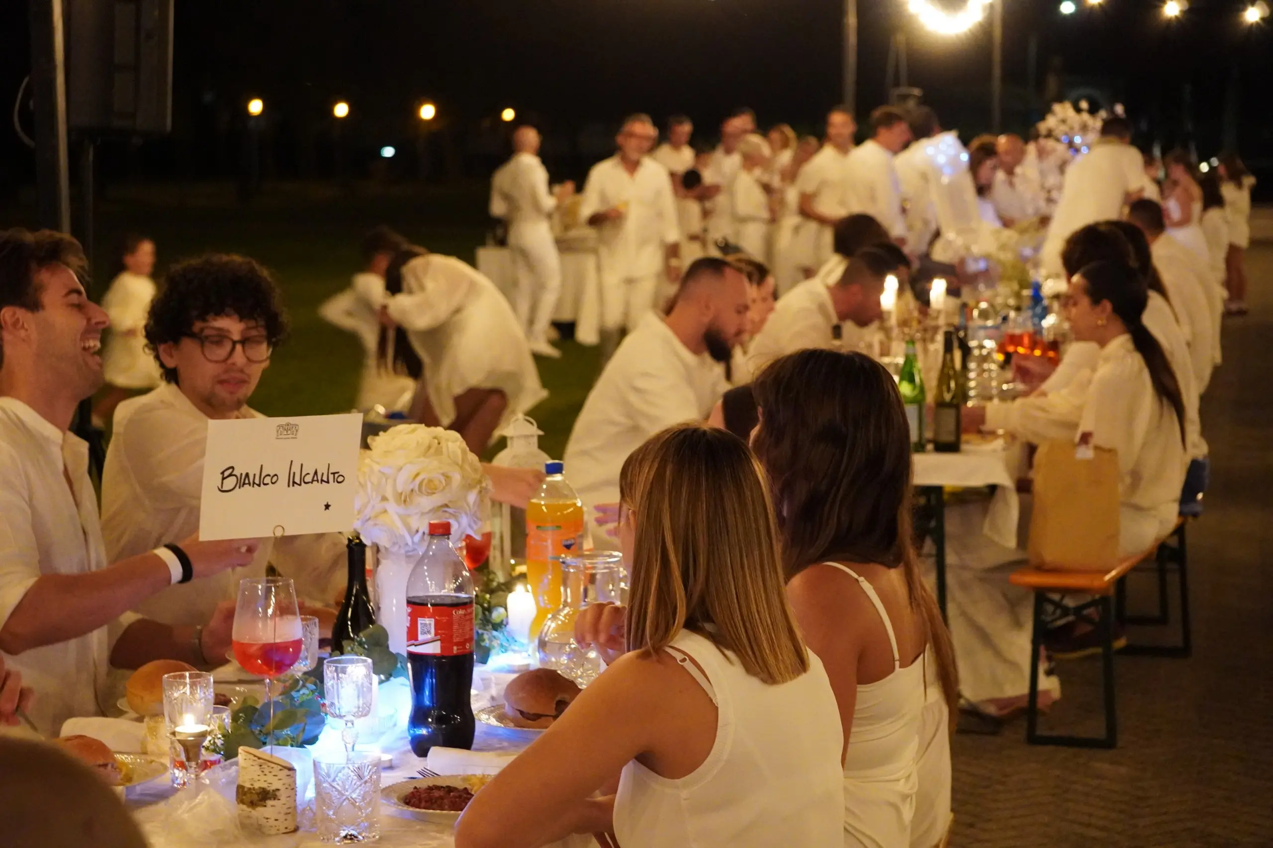 La cena in bianco di Lograto
