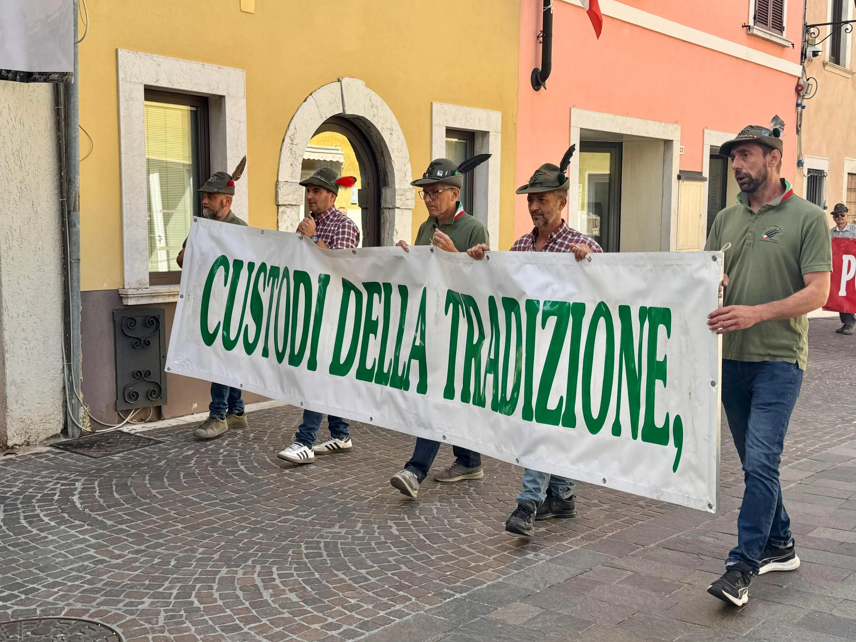 L'Adunata sezionale della Monte Suello a Manerba