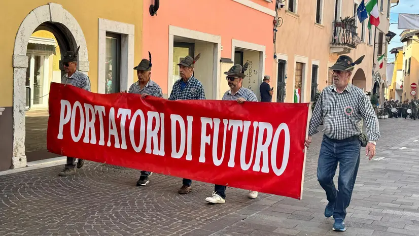 L'Adunata sezionale della Monte Suello a Manerba