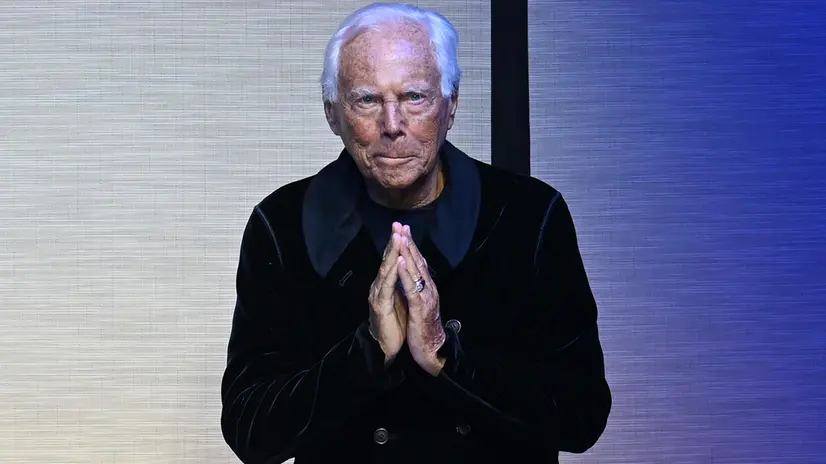 Italian designer Giorgio Armani greets the audience at the end of the presentartion of his Giorgio Armanin Fall/Winter 2025/2026 collection during the Milan Fashion Week, in Milan, Italy, 20 January 2025. The Milan Fashion Week, runs from 17 to 21 January 2025. ANSA/DANIEL DAL ZENNARO