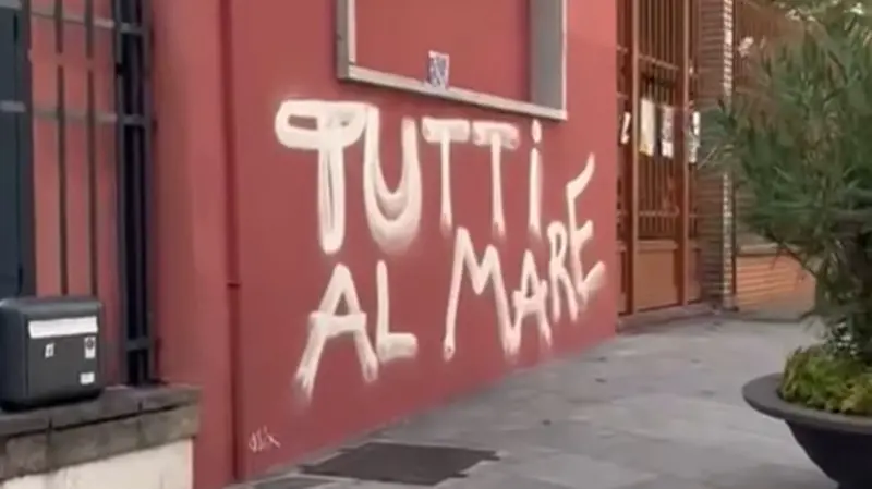 Il primo muro ripulito da Ghost Pitùr