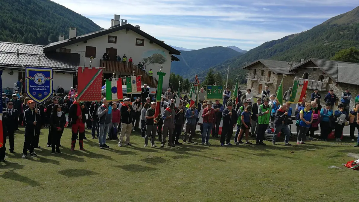 Sul Mortirolo l'iniziativa delle Fiamme Verdi - © www.giornaledibrescia.it