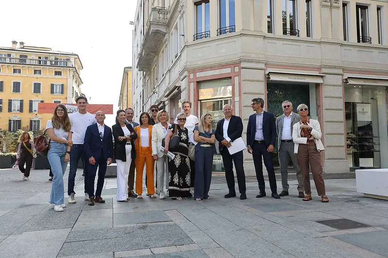 Le nuove sedute posizionata in corso Zanardelli e corso Palestro