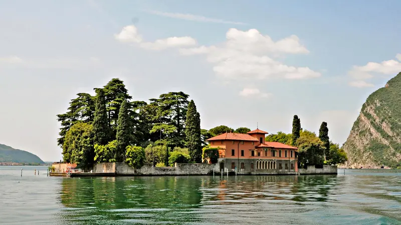 La villa sull'isola di San Paolo © www.giornaledibrescia.it