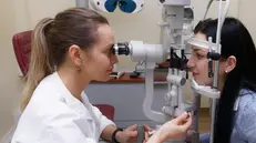 Il 53% delle visite oculiste viene erogato dal servizio pubblico