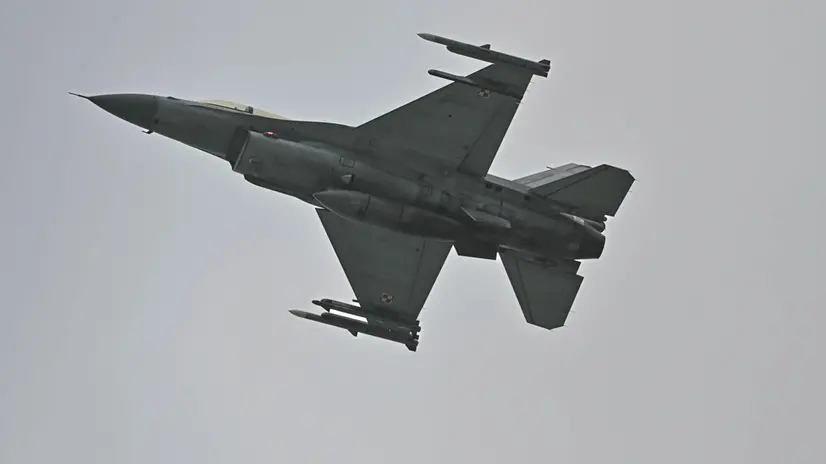epa10134612 A Polish Air Force's F-16 jet presented during the Media Day with the participation of Polish and US Air Force staff at the 32nd Tactical Air Base in Lask, central Poland, 23 August 2022. 32nd Tactical Air Base is a Polish Air Force base. It is one of the two bases where Poland's F-16 fighters are stationed. EPA/Grzegorz Michalowski POLAND OUT