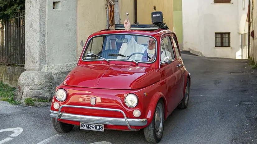 Don Dino Martinelli è originario di Lumezzane