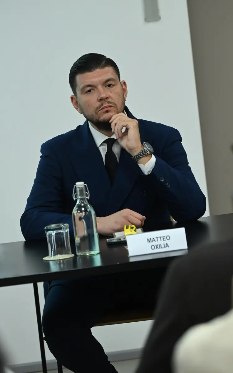 SPORT SALA LIBRETTI INCONTRO CON GIUSEPPE PASINI UNION BRESCIA NELLA FOTO MOMENTI DELL'INCONTRO MATTEO OXILIA 10/09/2025 newreporter©favretto