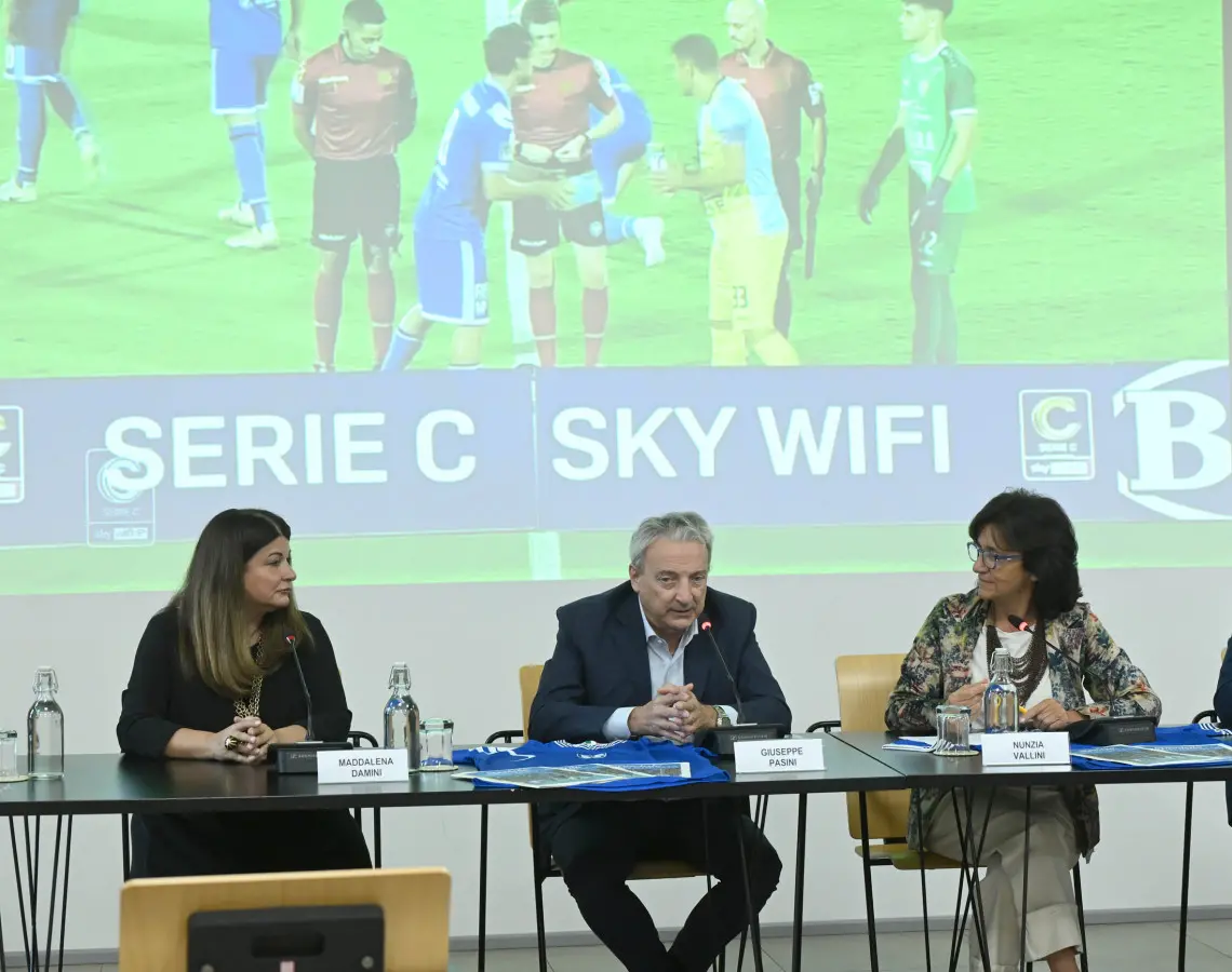 SPORT SALA LIBRETTI INCONTRO CON GIUSEPPE PASINI UNION BRESCIA NELLA FOTO MOMENTI DELL'INCONTRO GIUSEPPE PASINI 10/09/2025 newreporter©favretto