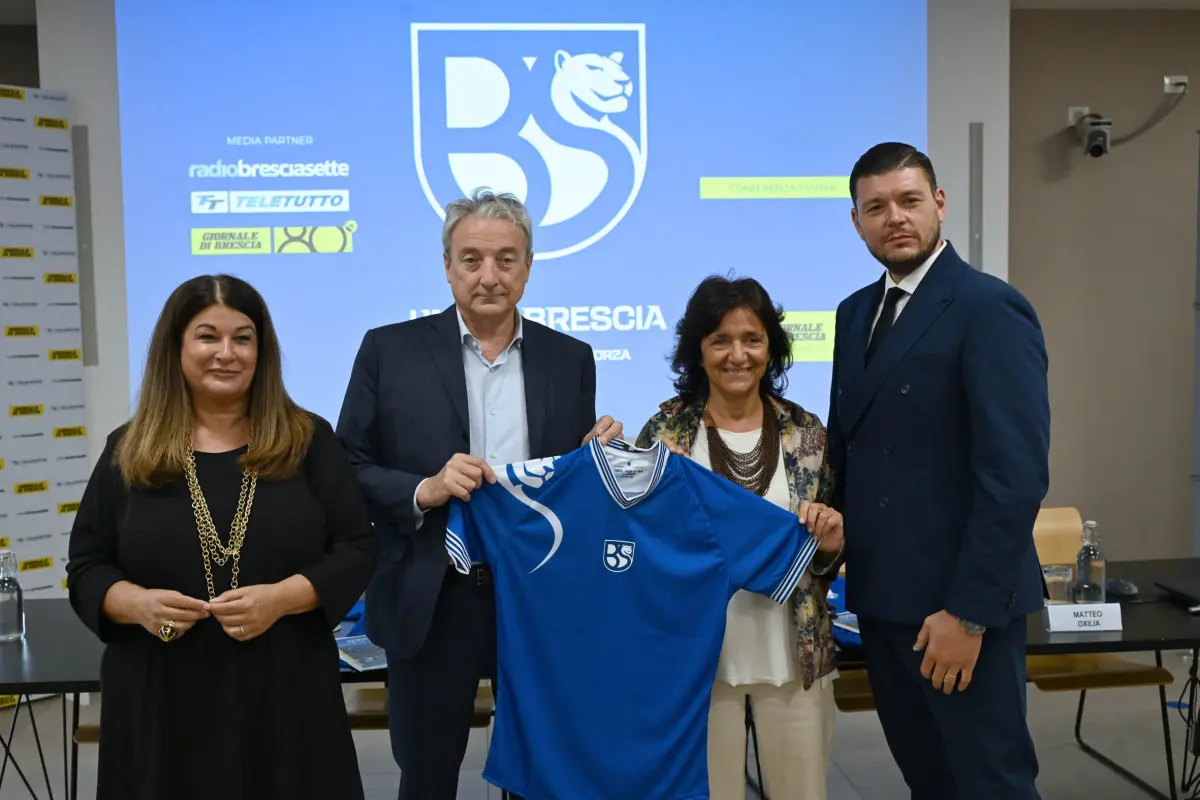 SPORT SALA LIBRETTI INCONTRO CON GIUSEPPE PASINI UNION BRESCIA NELLA FOTO MOMENTI DELL'INCONTRO GIUSEPPE PASINI 10/09/2025 newreporter©favretto