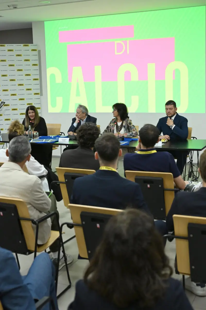 SPORT SALA LIBRETTI INCONTRO CON GIUSEPPE PASINI UNION BRESCIA NELLA FOTO MOMENTI DELL'INCONTRO GIUSEPPE PASINI 10/09/2025 newreporter©favretto